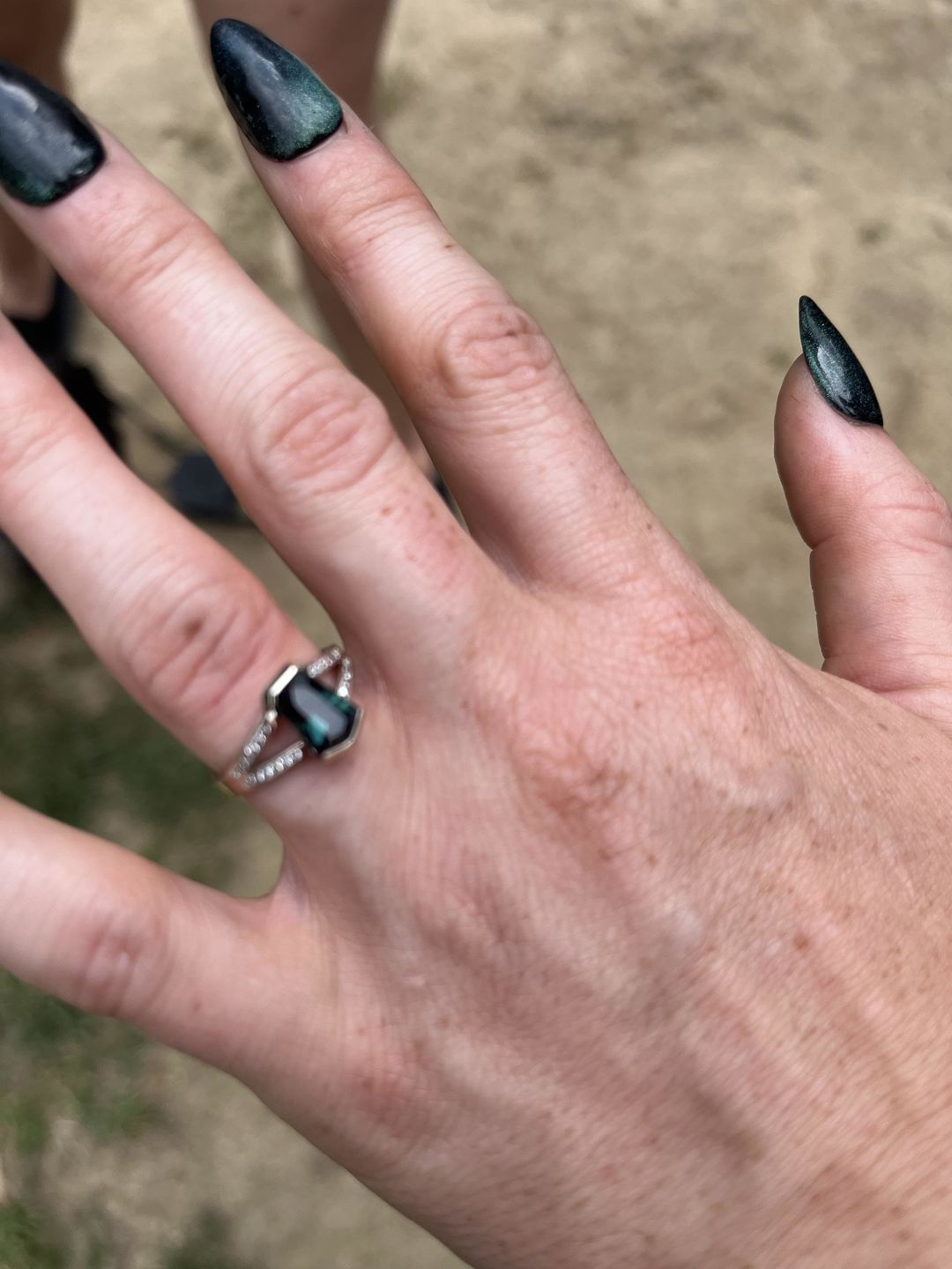 Customer photo review of Custom Listing - 1.68 Carat Sapphire Split Shank Ring
