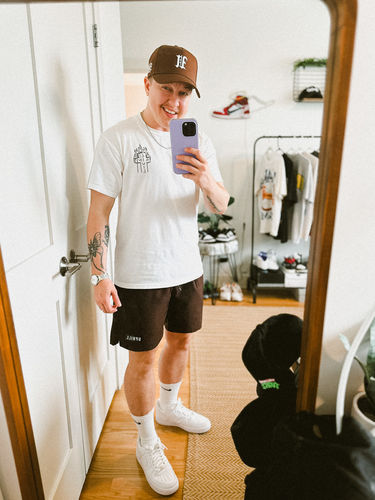 Customer photo review of OE Hat Brown