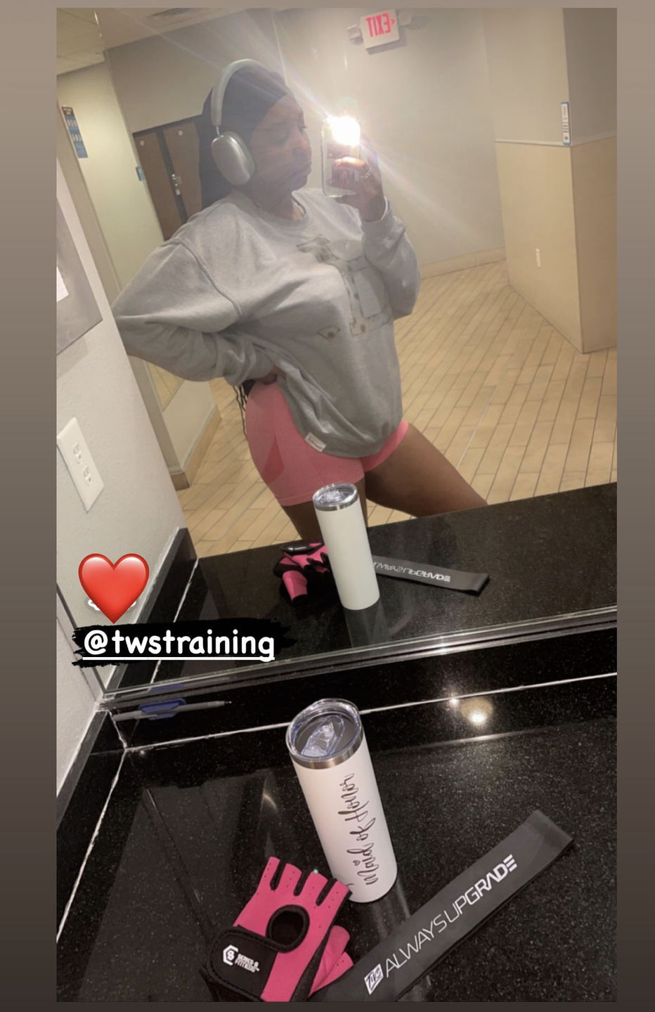 Customer photo review of TWS Glute Bands