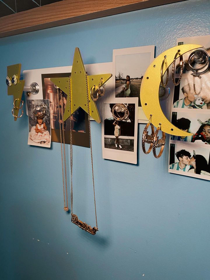 Customer photo review of Wall Jewelry Organizer Small Board For Tweens, Teens, & Young Adult Girls
