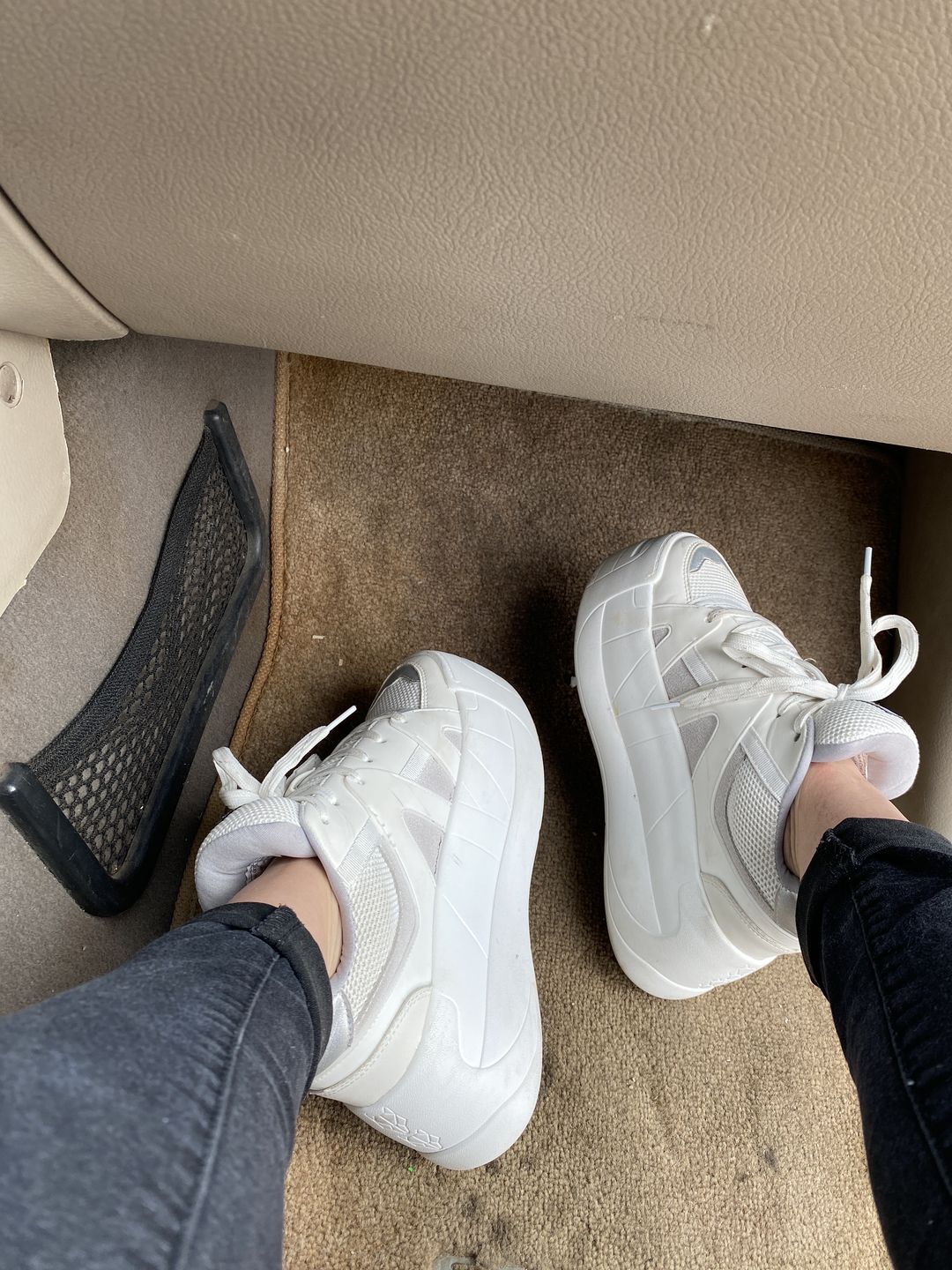 Customer photo review of ZAPATILLA BLANCA C7324