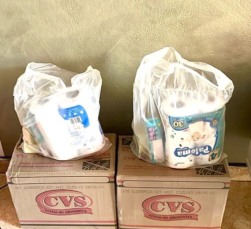 Customer photo review of Cesta Básica Econômica Kit