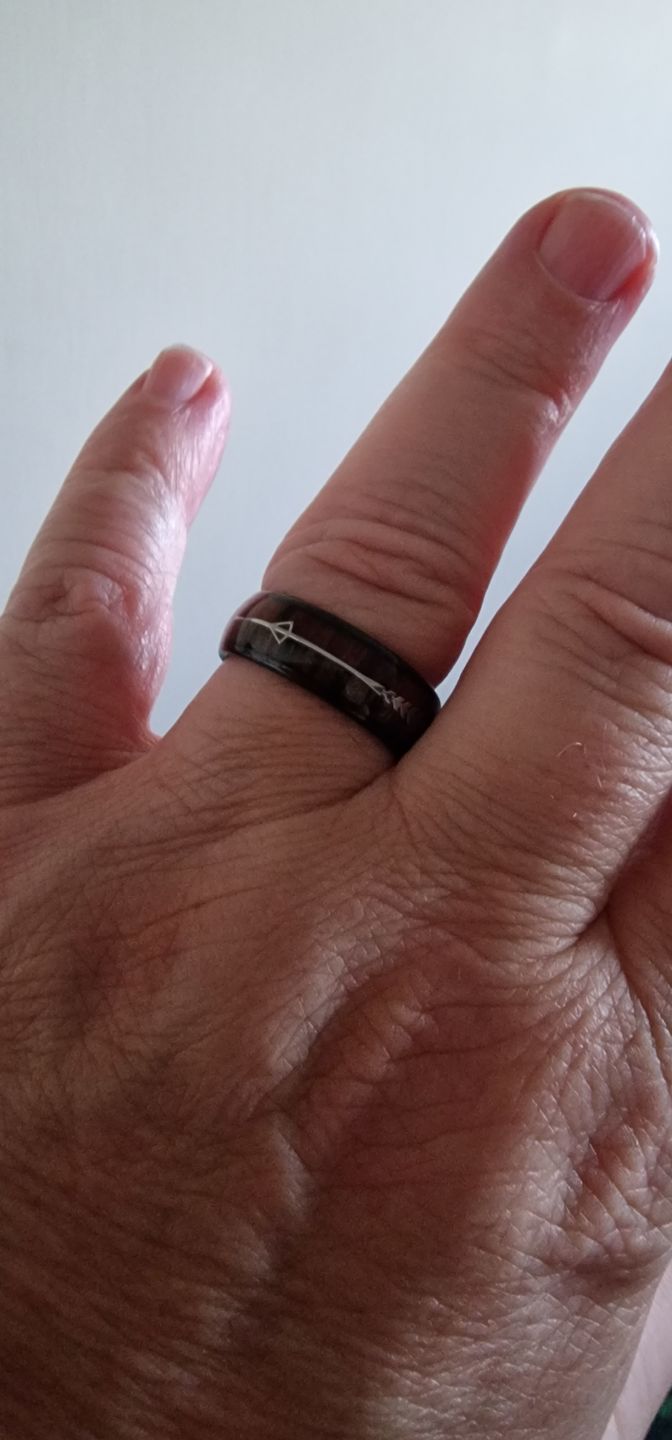 Customer photo review of The Harold Arrow 8mm Wonder Ring