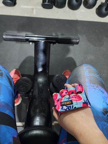 Customer photo review of Guantes GRAB Watermelon