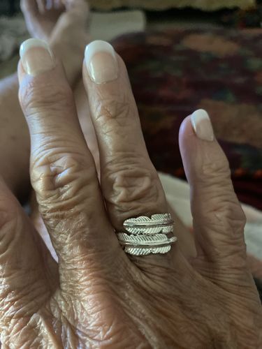 Customer photo review of Feather From An Angel Ring