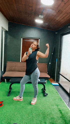 Customer photo review of Polera Iconic Lifting Club