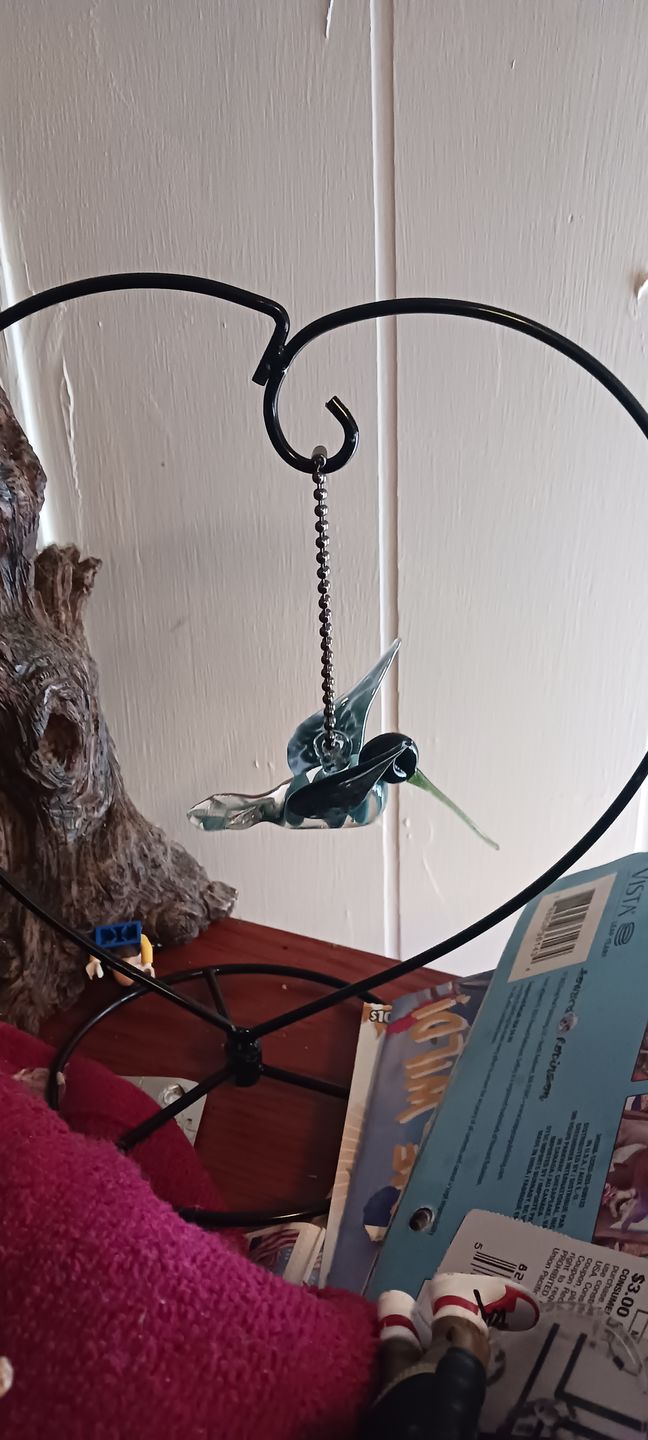 Customer photo review of Aqua Glass Hummingbird with Infused Ash