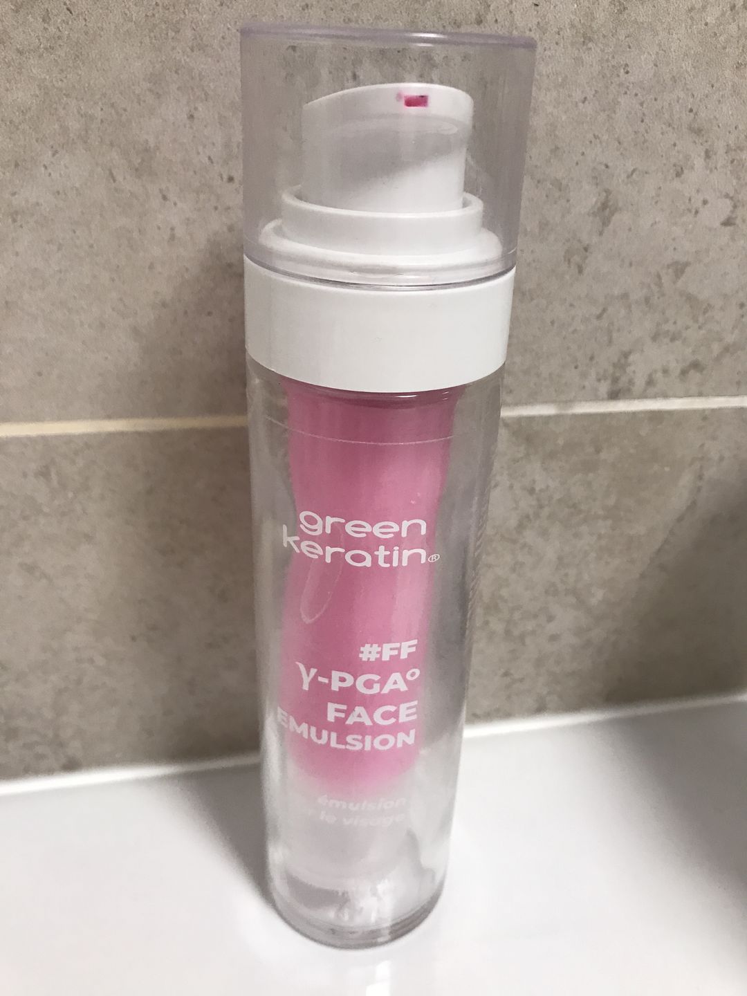 Customer photo review of Y-PGA Emulsion pour le visage, Sans Parfum