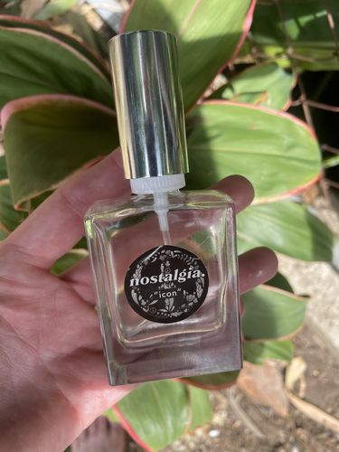 Customer photo review of "Icon" Perfume Spray- 50mL