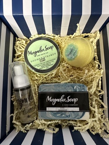 Customer photo review of Magnolia Monthly