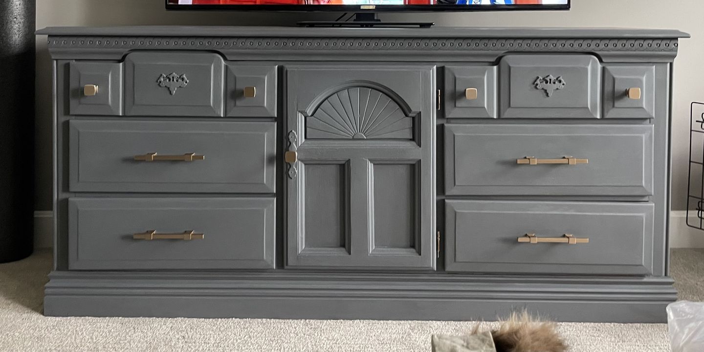 Customer photo review of A Good Man is Hard to Find - One Step Paint