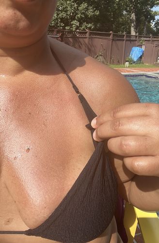 Customer photo review of 100% Natural & Organic Tanning Oil