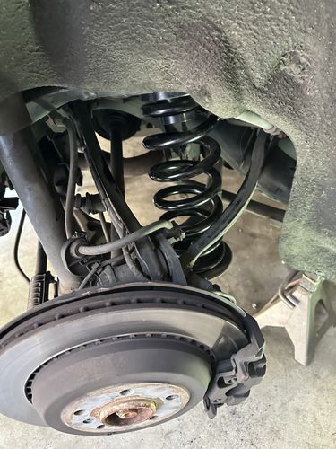 Customer photo review of 2006-2013 Mercedes-Benz R350 Rear Air Suspension Conversion Kit (MR1R0)