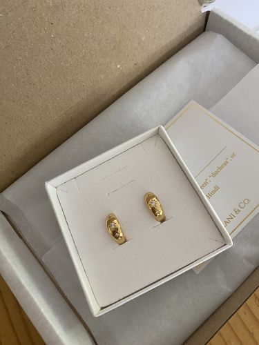 Customer photo review of Thick Starburst Hoops (Gold)