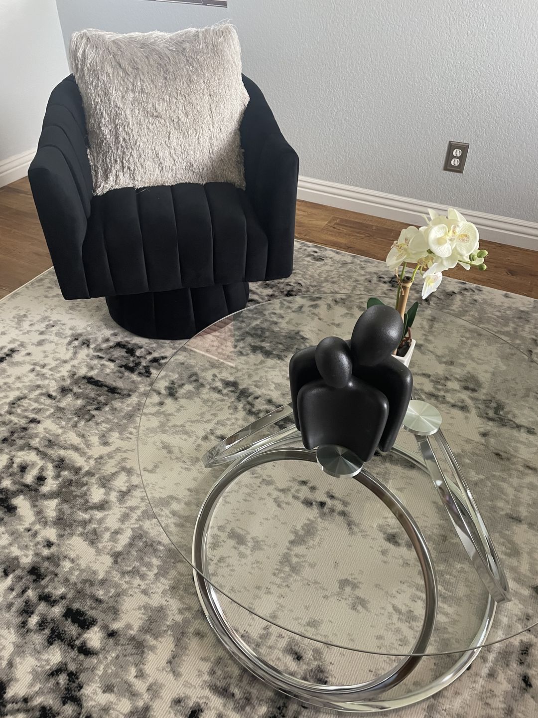 Customer photo review of Coppia Sculpture