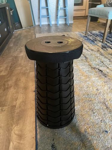 Customer photo review of KnieSaver®️ - Der Hocker gegen mühsames Stehen
