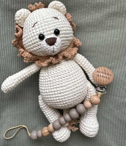 Customer photo review of Lio the Lion
