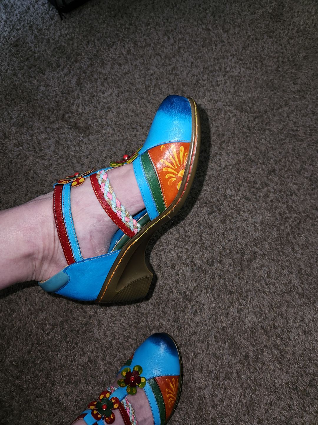 Customer photo review of Bohemian Genuine Leather Stitching Non-slip Breathable Sandals