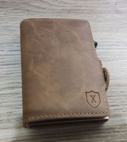Customer photo review of Gold Brown