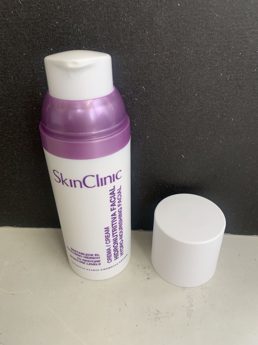 Customer photo review of SkinClinic 水潤防敏滋養面霜 Hydro-Nourishing Facial Cream 50ml