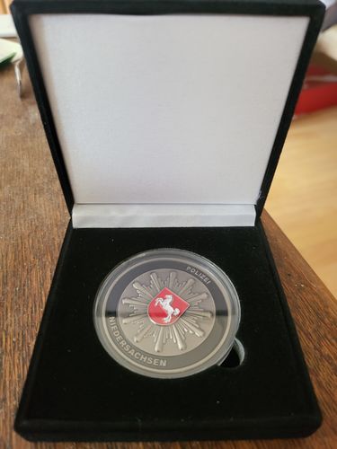 Customer photo review of Polizei Niedersachsen limitierter Sammlercoin #12