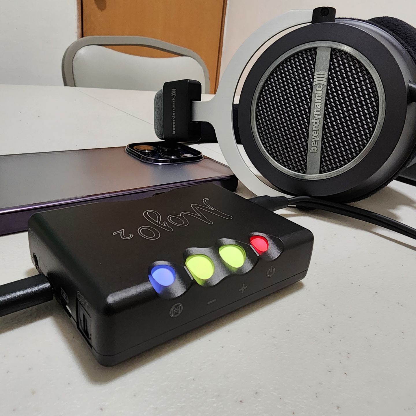 Customer photo review of Chord Electronics Mojo 2 Portable DAC and Headphone Amplifier