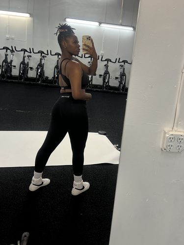 Customer photo review of Elevate Sports Bra