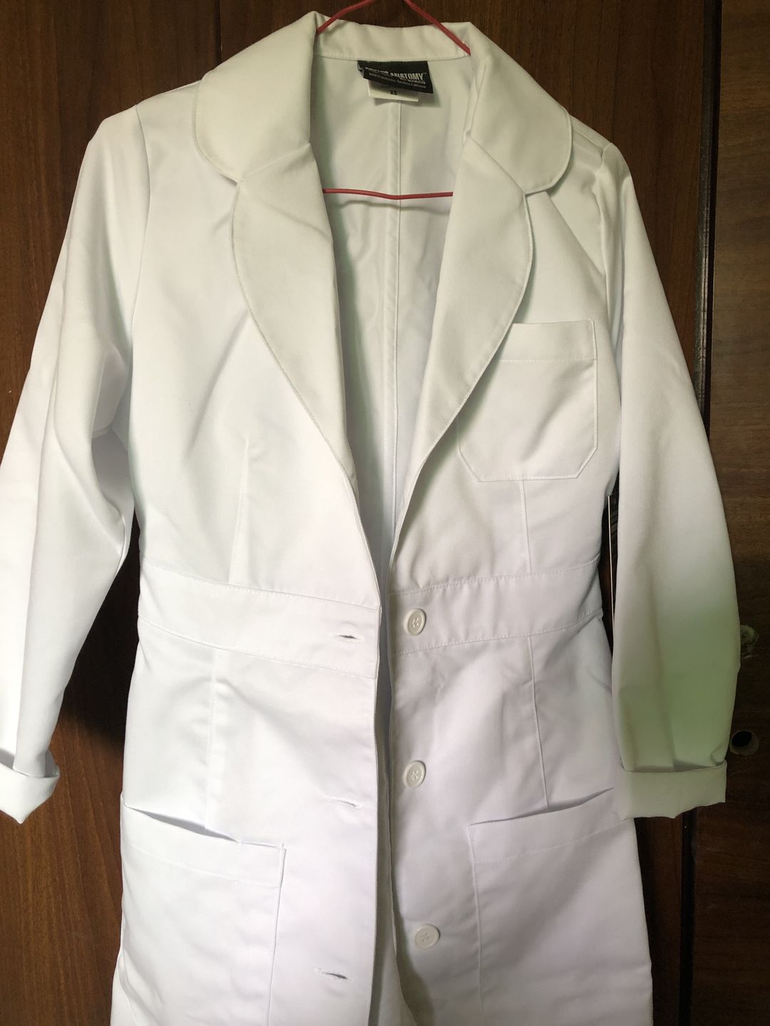 Customer photo review of لابكوت ليلي جريز اناتومي ~ Lily Lab Coat Grey's Anatomy