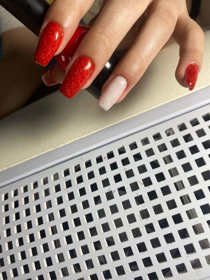 Customer photo review of Lac semipermanent - Studios - Red coral "Didier Lab",  8ml