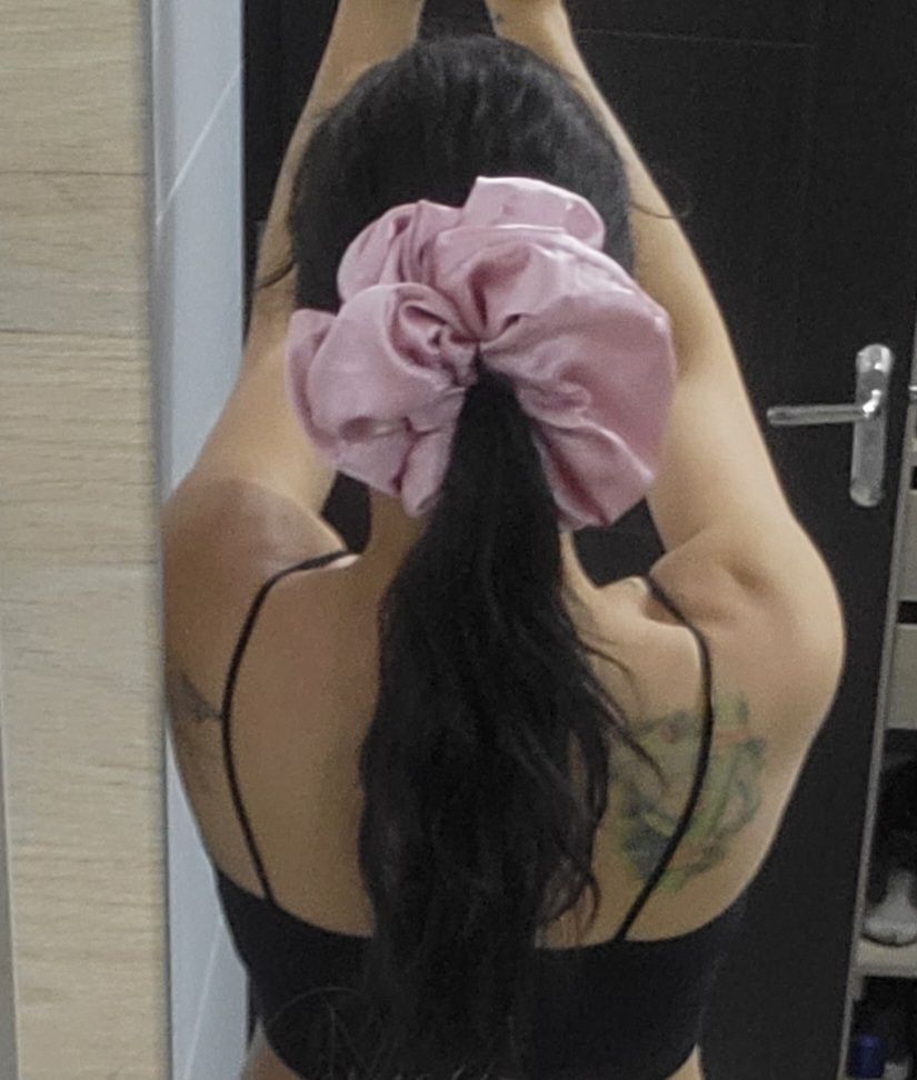 Customer photo review of Scrunchies - Nude Petit