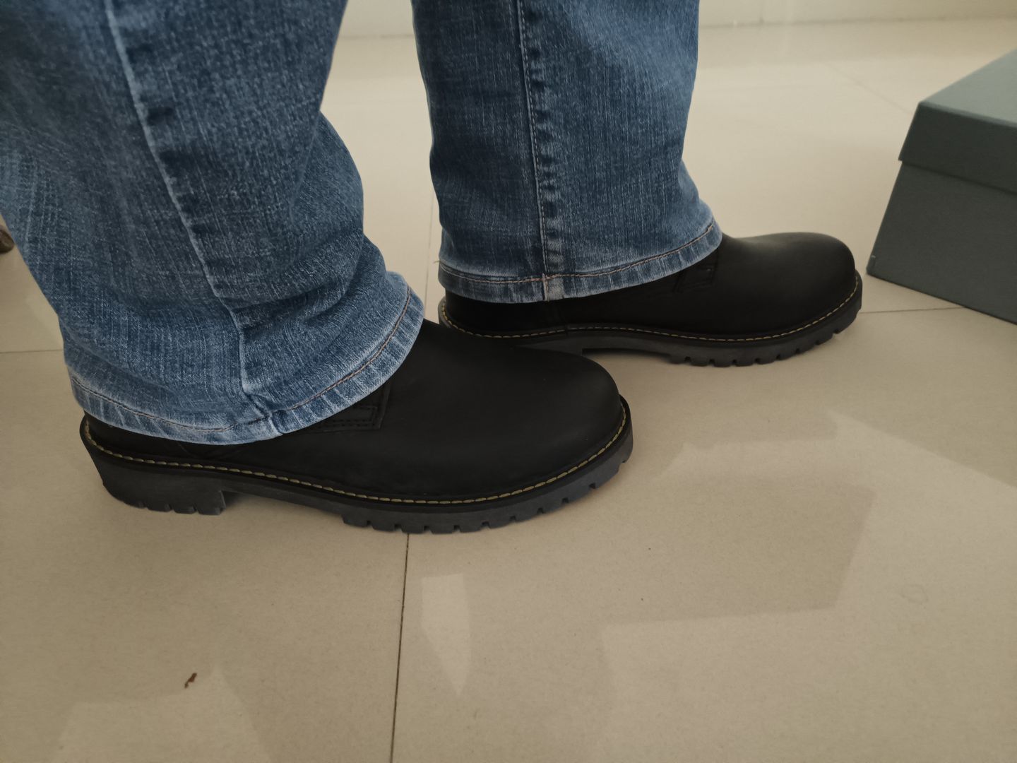 Customer photo review of boots derby dark shadow