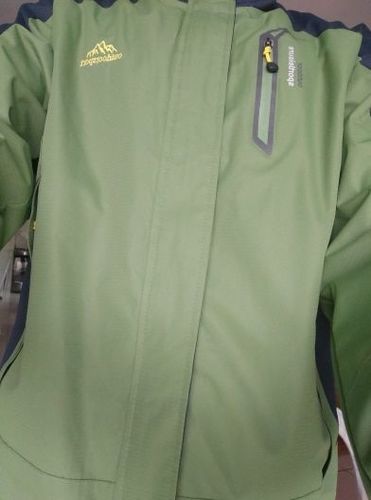 Customer photo review of Trailblaze Windbreaker - Waterproof hiking jacket