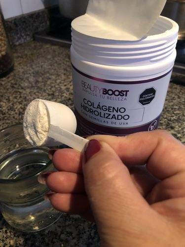 Customer photo review of COLÁGENO HIDROLIZADO CON VITAMINA C, D3, BIOTINA Y SEMILLAS DE UVA