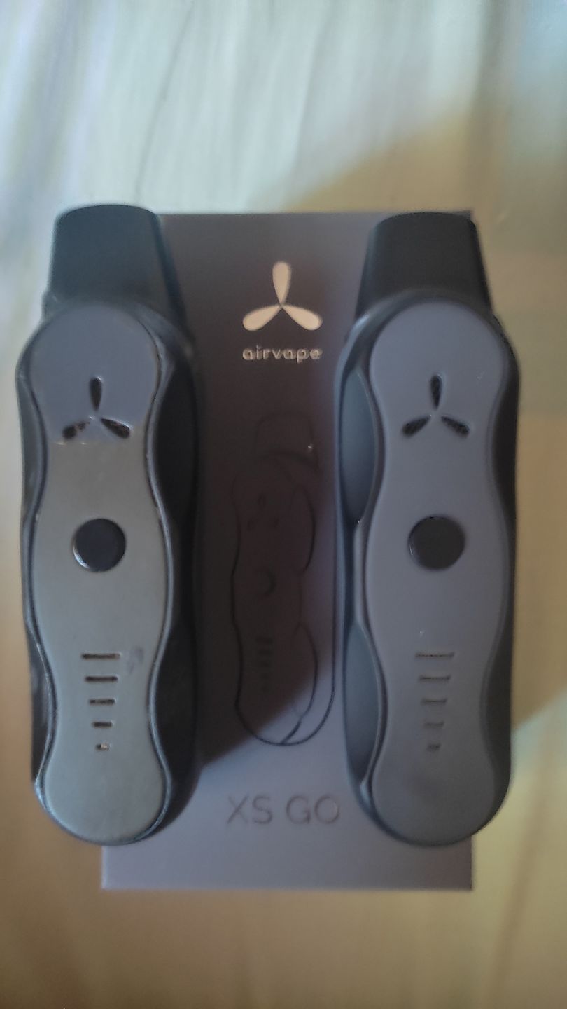 Customer photo review of XS GO VAPORIZER | Dry Herb – Ultra-Portable Vape – Ergonomic Design, Built-in Tools for Easy Use