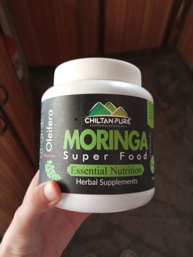 Customer photo review of Moringa Powder SuperFood  [ کرشماتی پتوں سے 300 بیماریوں کا علاج - چلتن سہاجنا]