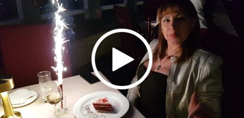 Customer video review of Menú Golden