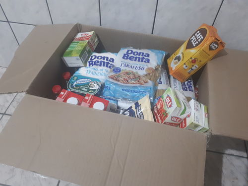 Customer photo review of Cesta Básica Família Premium