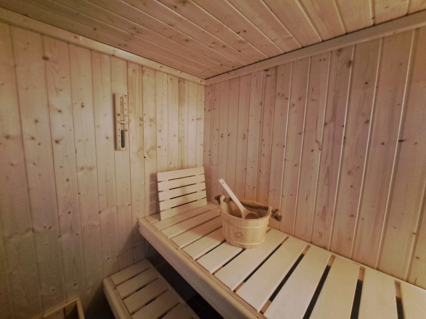 Customer photo review of Sauna Eimer Set (Eimer, Kelle, Sanduhr, Hygrometer Holz)