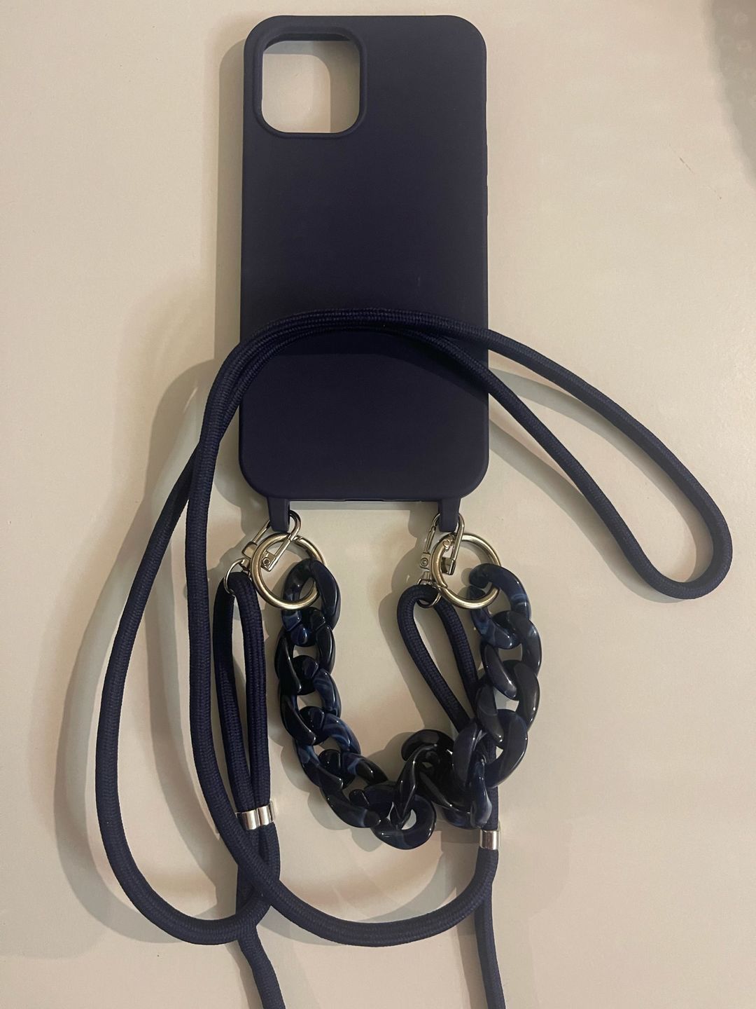 Customer photo review of "Marmorette" - iPhone Crossbody Schutzhülle