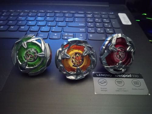 Customer photo review of TAKARA TOMY Beyblade X '3on3 Deck Set' BX-08