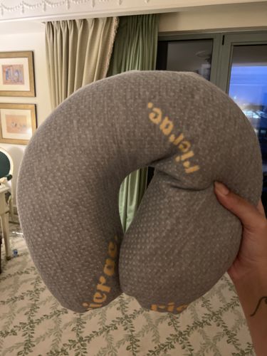 Customer photo review of Neck & Shoulder Pain Contour Memory Foam Pillow