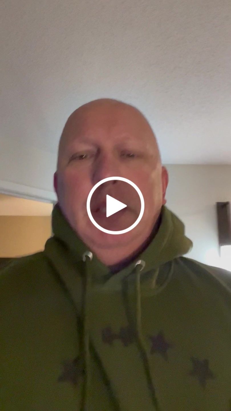 Customer video review of 1776 Circle Stars Hoodie