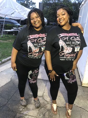 Customer photo review of August Queen