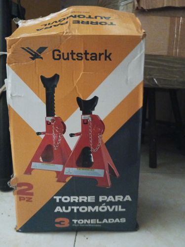 Customer photo review of Torre Auto 2 Piezas 3 Toneladas Doble Seguro Altura 31-42cm