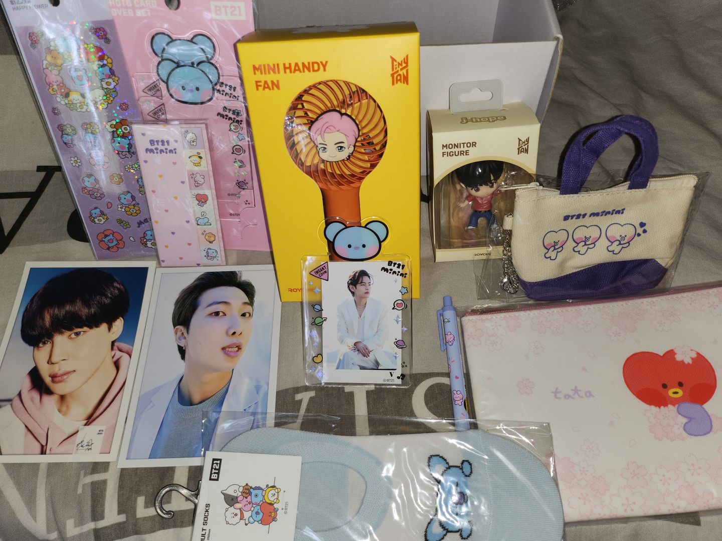 Customer photo review of BTS MYSTERY RANDOM BOX [RENEWAL VERSION]