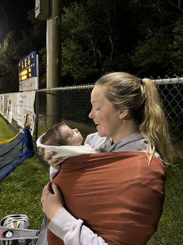 Customer photo review of Mama's Bonding Comforter