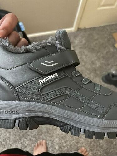 Customer photo review of Damonz Thermo boots - Ergonomic shoes for men and women.