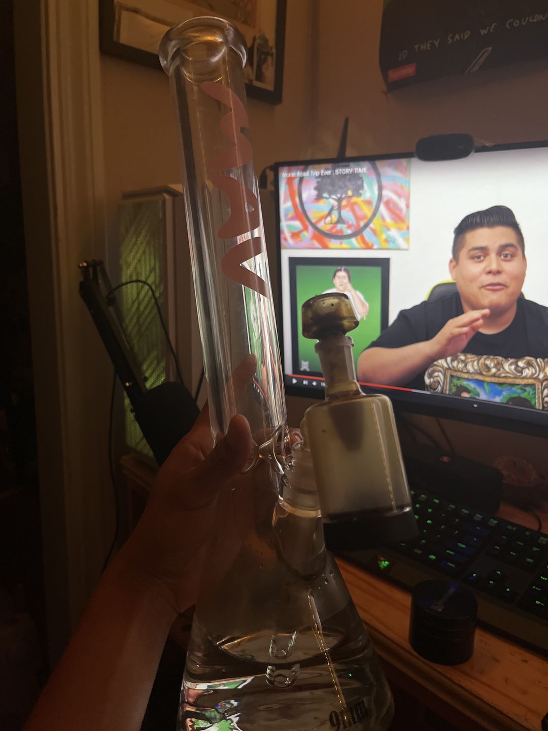 Customer photo review of 18" x 9mm Beaker Bong