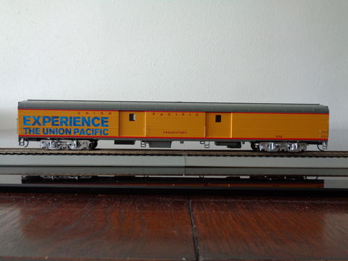 Customer photo review of WalthersProto 920-9206 85' ACF Baggage Car - Standard - Union Pacific(R) Heritage Fleet -- #5752 Promontory (2nd) Experience the Union Pacific graphics, HO Scale