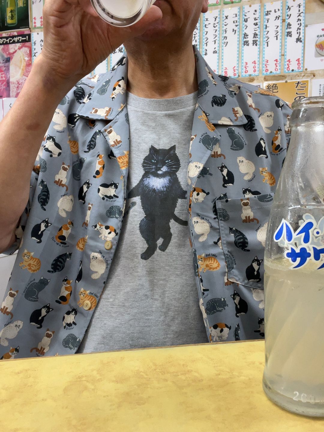 Customer photo review of 「ネコ図鑑」総柄プリントアロハシャツ